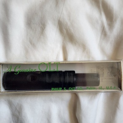 P.S. Olt Pintail-Widgeon Vintage Call Model W-12 Pekin Illinois Box