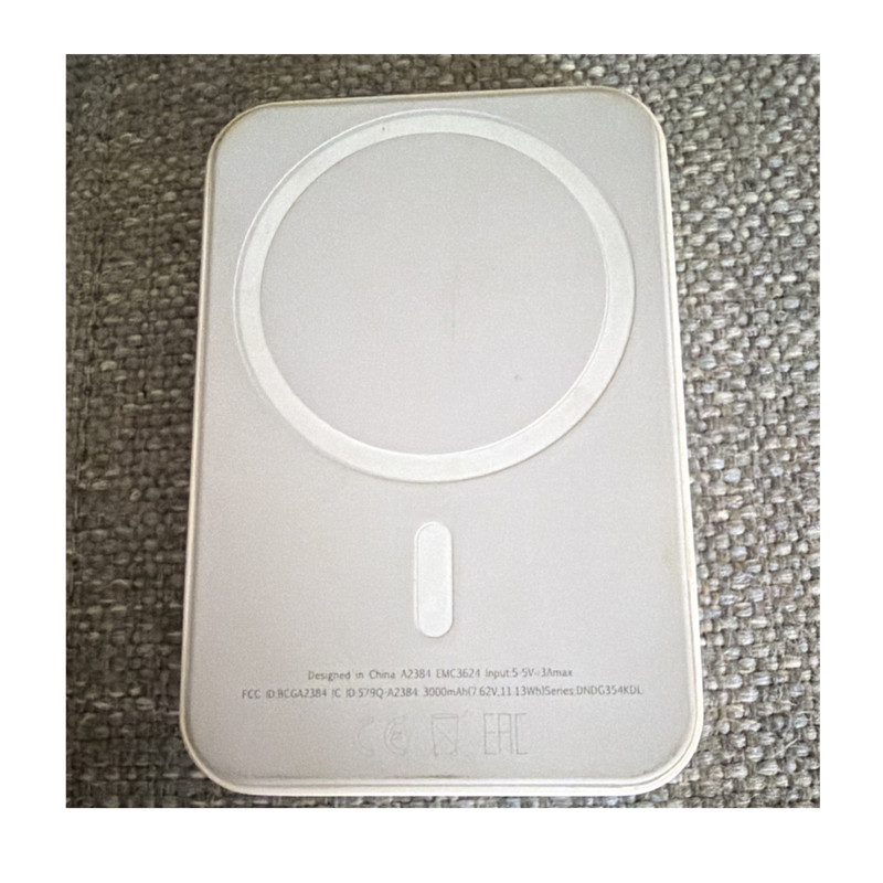 Apple MagSafe Wireless Charging Battery Case A2384 3000mAh White Qi