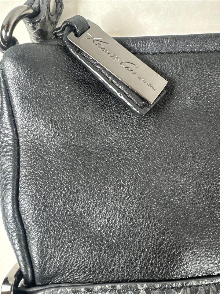 STUNNING KENNETH COLE GENUINE BLACK PEBBLED LEATHER SHOULDER BAG SATCHEL HOBO - Image 3 of 4