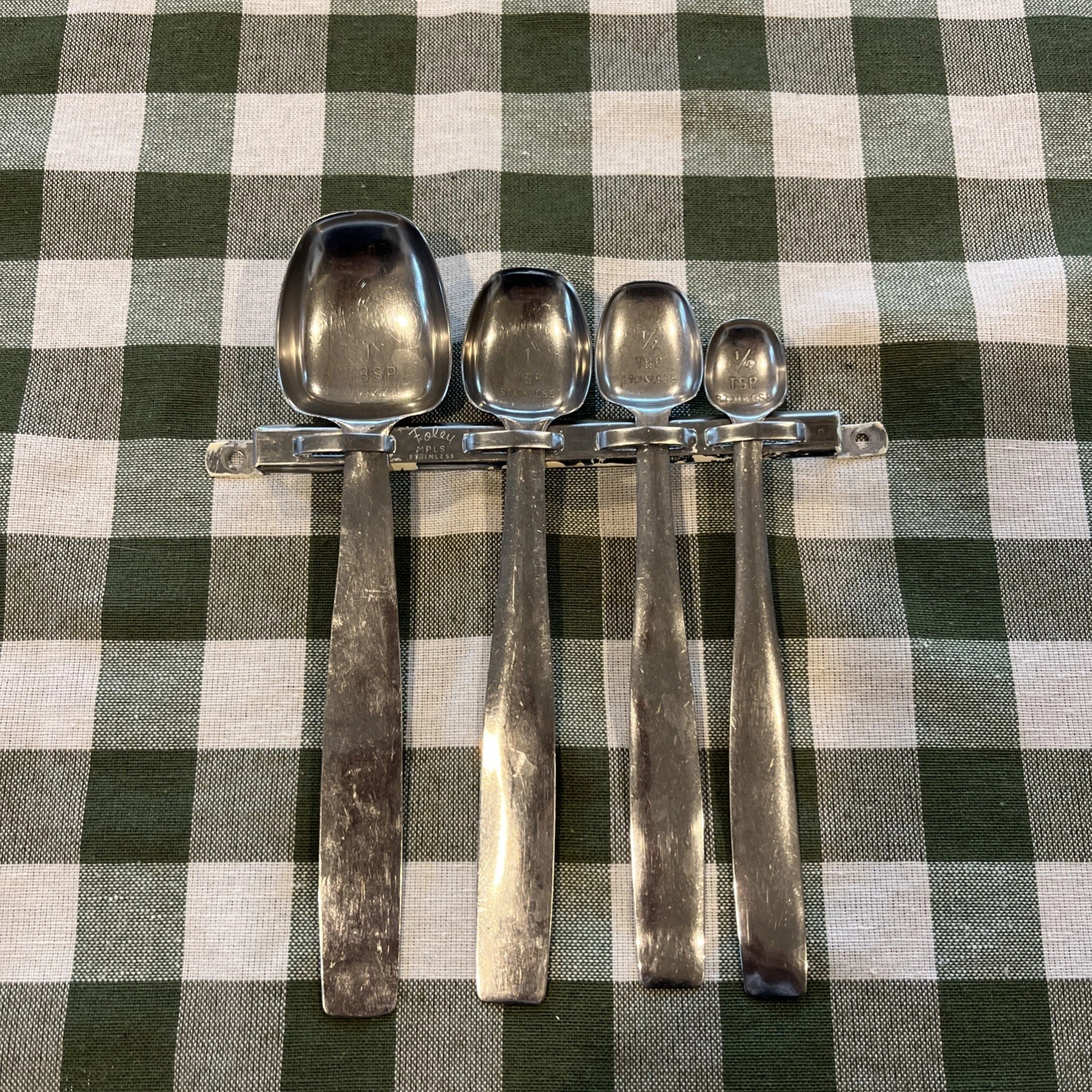Vintage FOLEY Stainless Long Handle Nesting Measuring Spoons With Wall Mount
Opens in a new window o