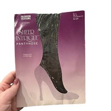 Sheer Intrigue Pantyhose Side Flower Design Motif Size Q Black NIP Vintage