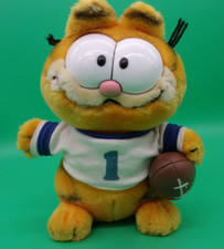 Vintage 1981 Garfield 9" Dakin plush Fun Farm Football
