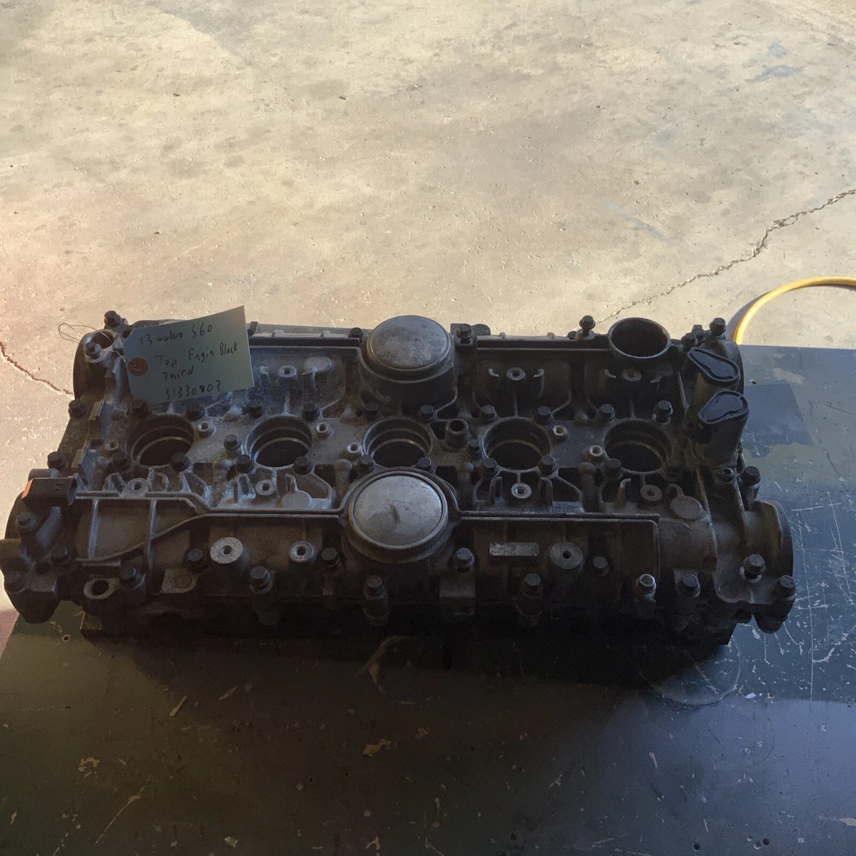 2012 volvo s60 t5 on sale cylinder head