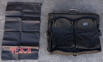 TUMI トゥミ　ガーメントバッグ　231D3 トラベルバッグ TUMI 【中古】トゥミ 231D3 バリスティックナイロン ガーメント