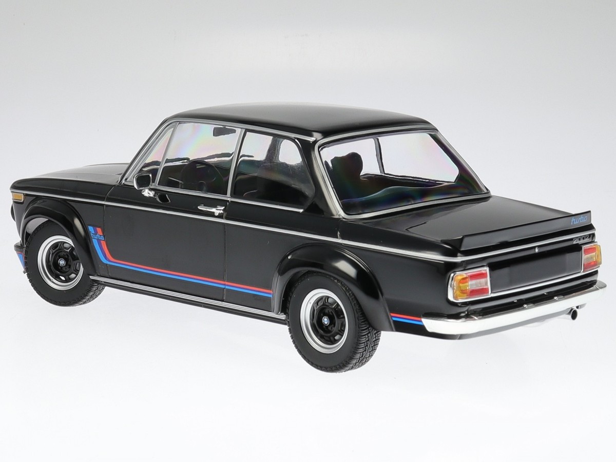 ミニチャンプス 1/18 BMW 2002 ターボ 1973 限定360台 1973 BMW 2002 Turbo Black Ltd 360 Pcs 1/18 Diecast Car by