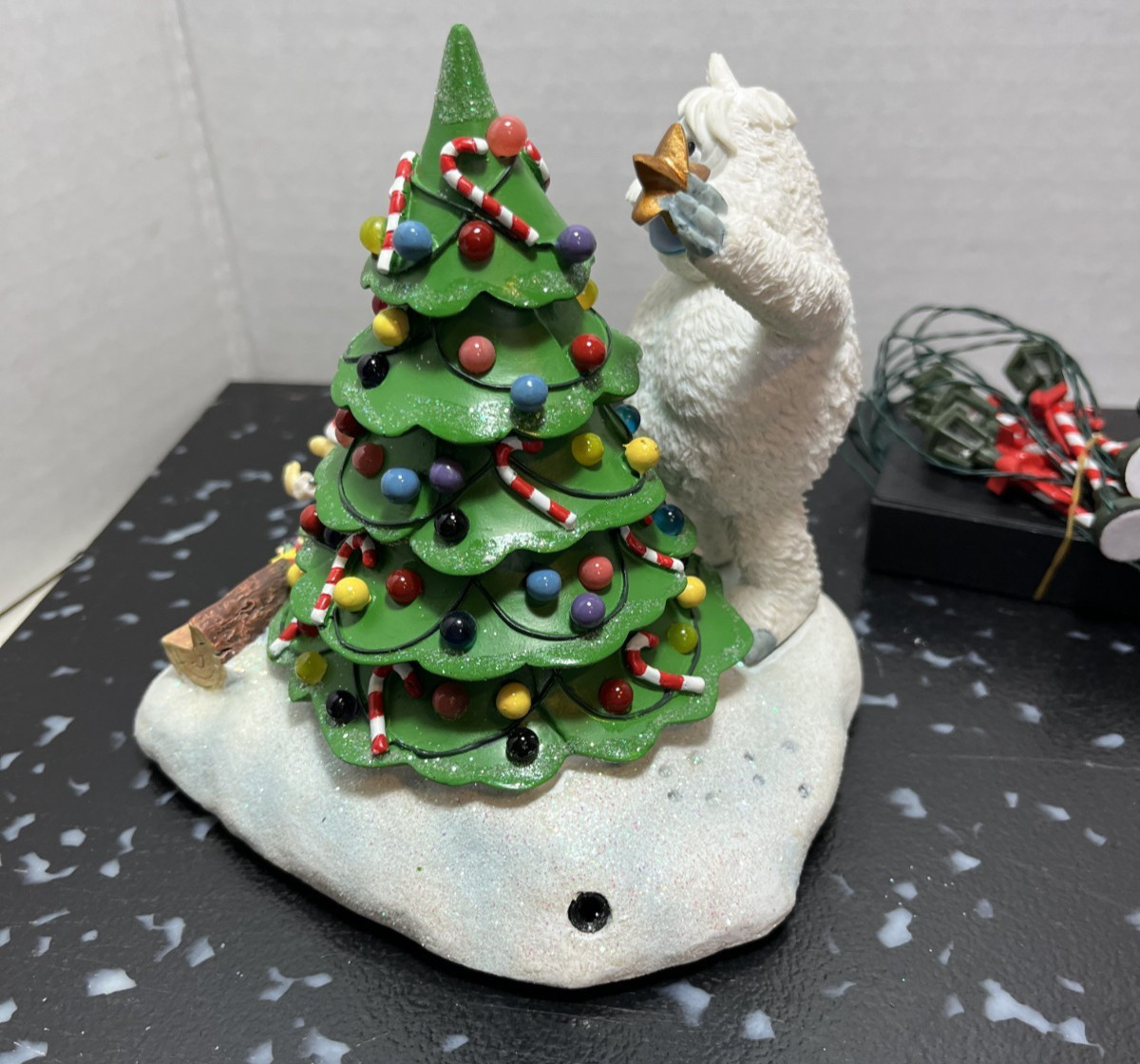 Hawthorne Village Rudolph’s Misfits Town Village Bumble & Christmas Town Tree