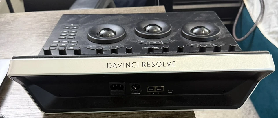 Blackmagic Design DaVinci Resolve Mini Panel Compact Control Panel - Image 2 of 3