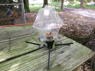 Perky-Pet Finch Plastic Bird Perch & Feeder??,  6 ports, Novelty Item? 1950s?