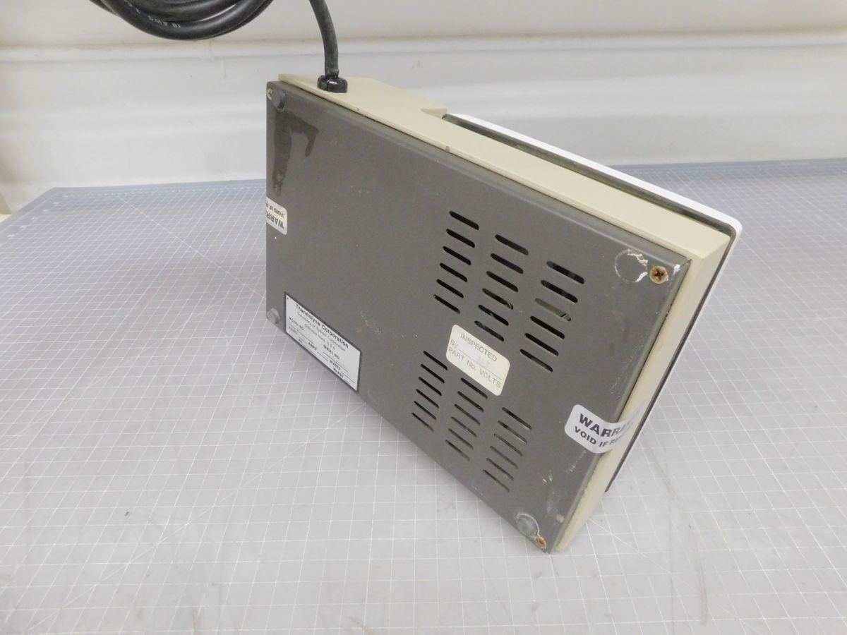 THERMOLYNE NUOVA II SP18425 STIR PLATE WITH HEATER. M6195