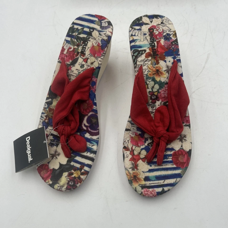 Sandálias femininas Desigual 38/7 praia Zaza plataforma anabela floral vermelha - Imagem 2 de 4