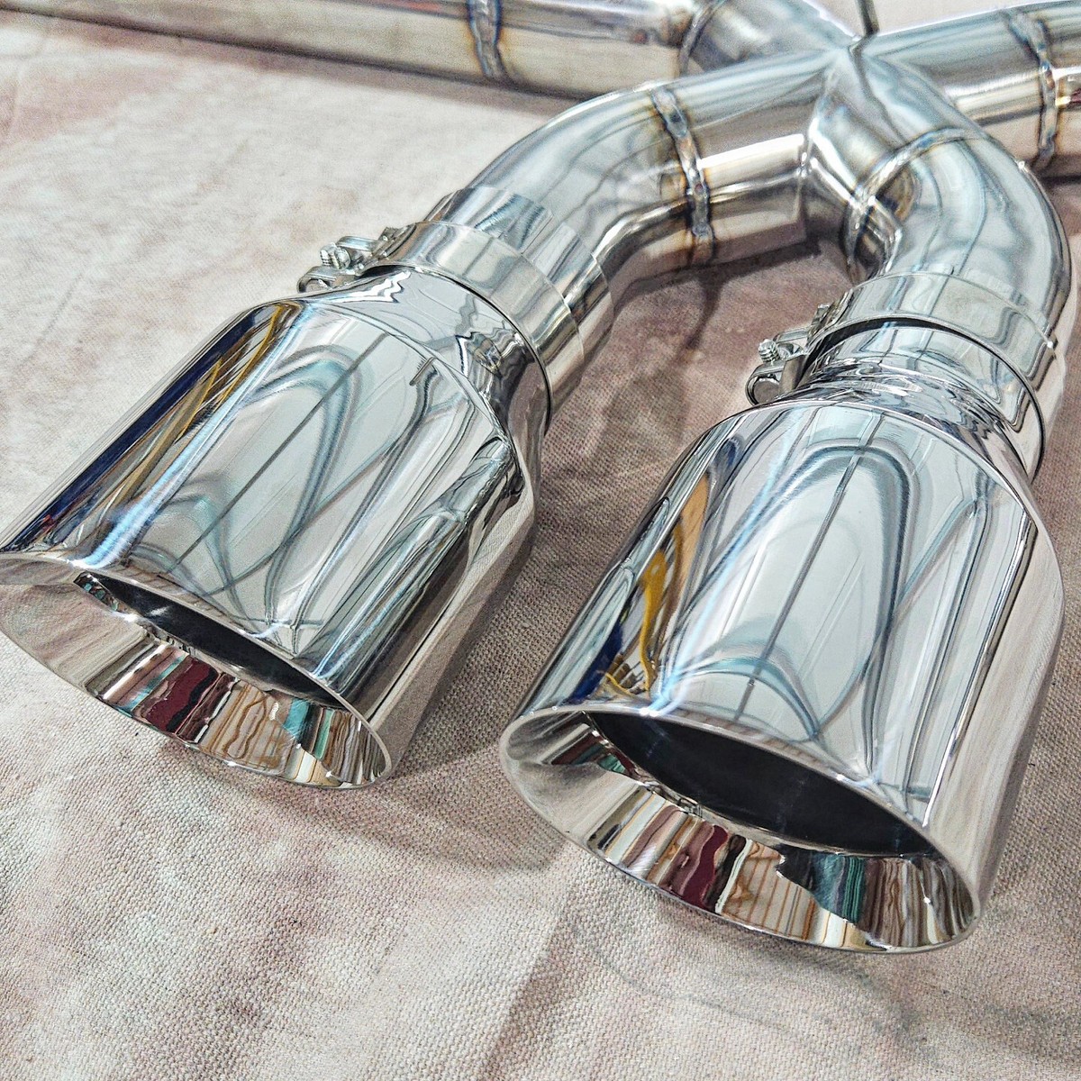 1999-2004 Saleen Mustang Center Exhaust | eBay