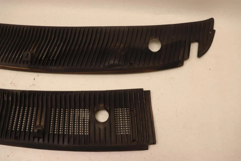 1999-2024 FORD E350 SUPER DUTY FRONT WINDSHIELD WIPER COWL GRILLE COVER OEM - Image 2 of 4