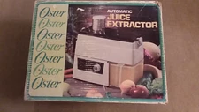 Oster Automatic Juice Extractor 1979 new in box 1-1/2 qt pouring pitcher
