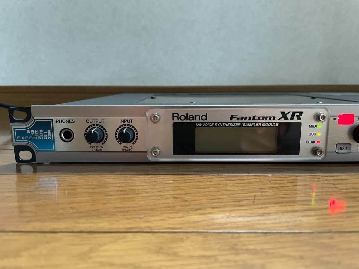 Roland 音源モジュール Fantom XR　液晶正常品 Roland 音源モジュール Fantom XR 液晶正常品（液晶問題無し