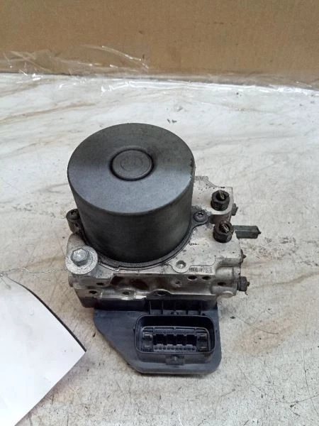 2010 LEXUS RX350 ABS Pump AWD w/ Sport Package 44540-0E100 - Image 2 of 4