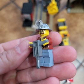 Lego City The Mine 4204 incomplete W/Instructions READ