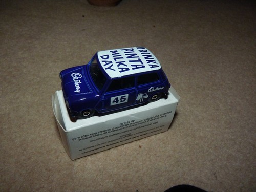 Corgi Cadburys Camero Drinka Pinta Collection of 4 Cars + Extra Boxed Mini - Picture 3 of 4