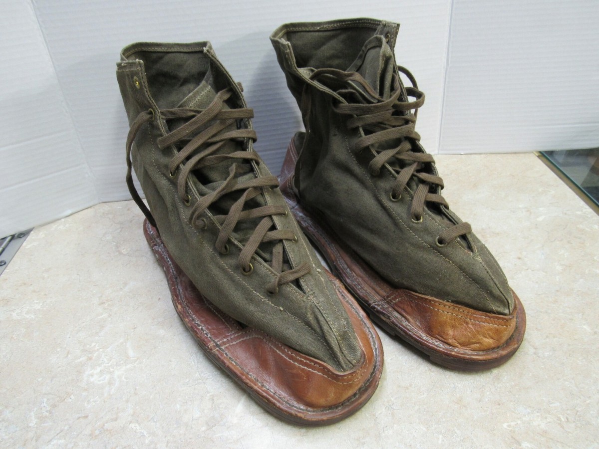 Vintage 1940s WW2 French Military Ice Snow Over Boots Shoes  display picture 1