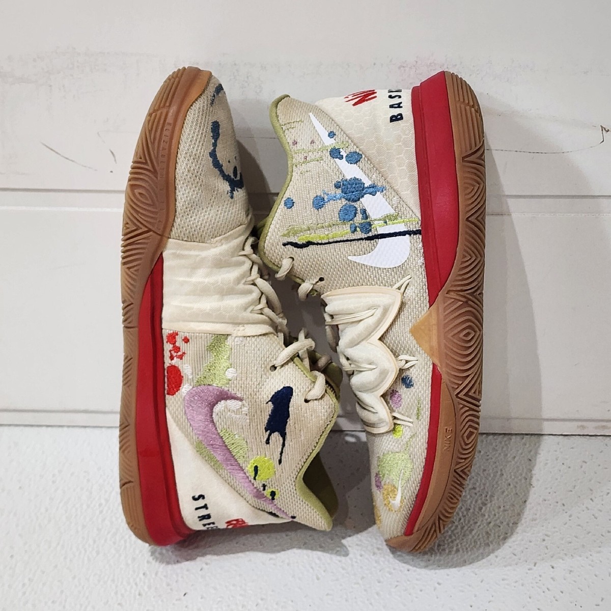 【レア】NIKE カイリー5 BANDULU STREET COUTURE Bandulu Street Couture x Nike Kyrie 5 PE 