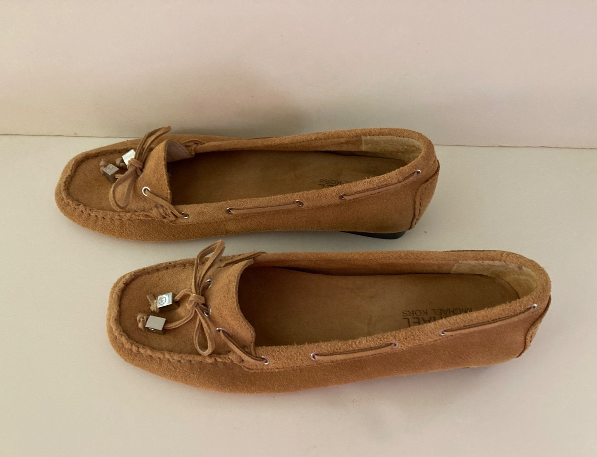 Michael  Kors Camel Suede Loafer/Bow Detail/AD12B/Size 8M/EUC/WORN ONCE! View 3