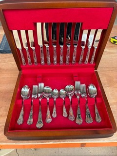 Vintage Sheffield Stainless Steel Cutlery Set 42 Pc Kings Pattern Canteen Box