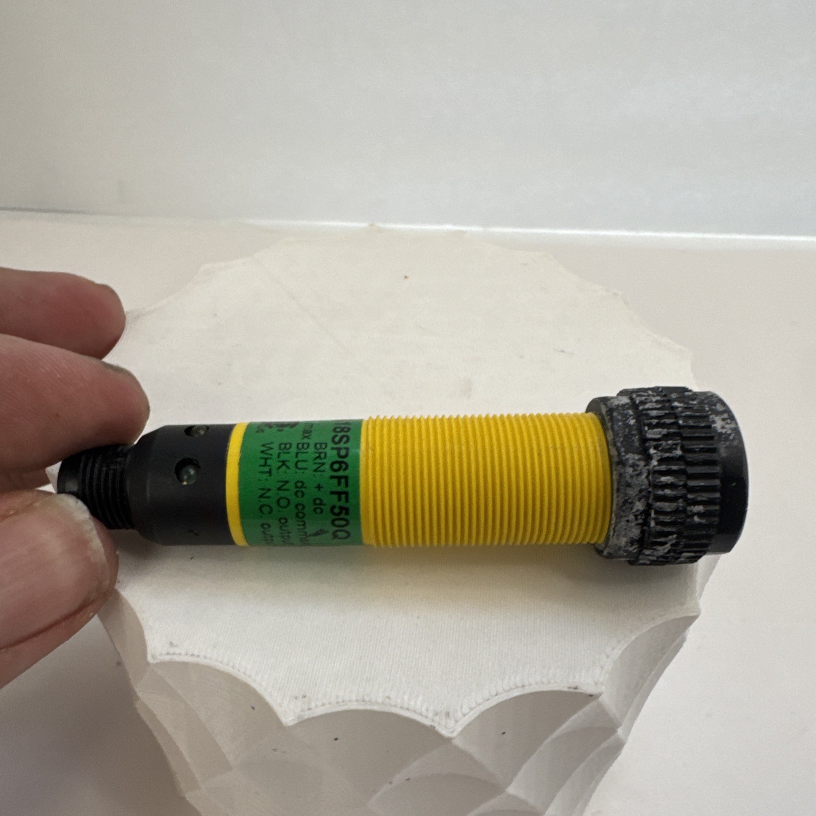 Banner Engineering S18Sn6Ff50Q Photoelectric Sensor 10-30V Dc4 Pin. 10-25