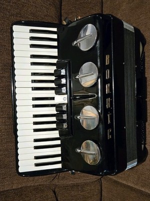 Accordion Scandalli Hand Made Reed Ex Condition