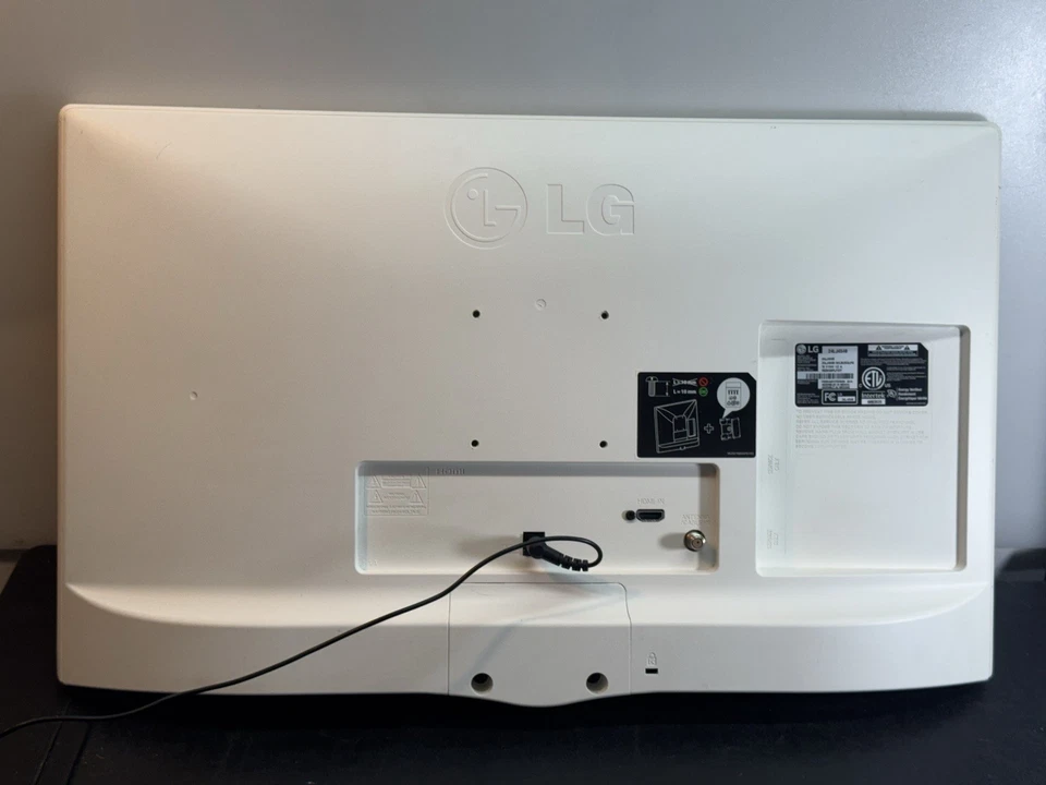 LG 24” HD 720p Smart TV LED 24LJ4540 White Kitchen Bathroom Monitor No Stand REM - Image 3 of 4