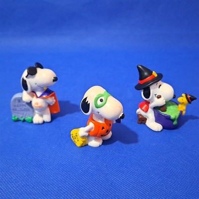 Snoopy Peanuts Lot of 3 Halloween PVC Figures