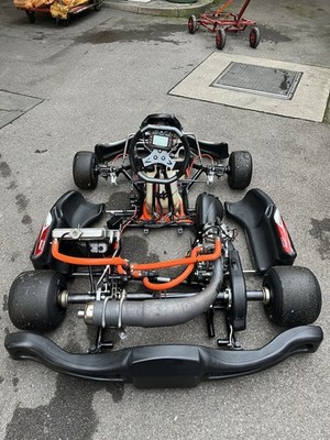 X30 Rennkart + Alfano,  Tb Racing Team Bodykit  (Crg Chassis) 2h Motor Fahrzeit