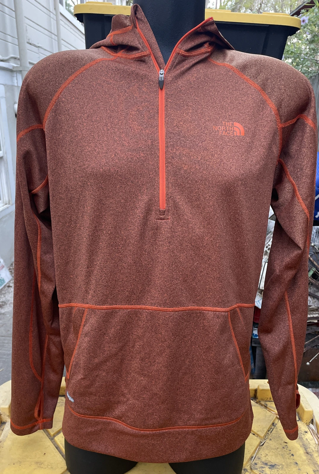 Men’s THE NORTH FACE 1/4 Zip Hoodie Lightweight VaporWick Sweatshirt, Medium EUC