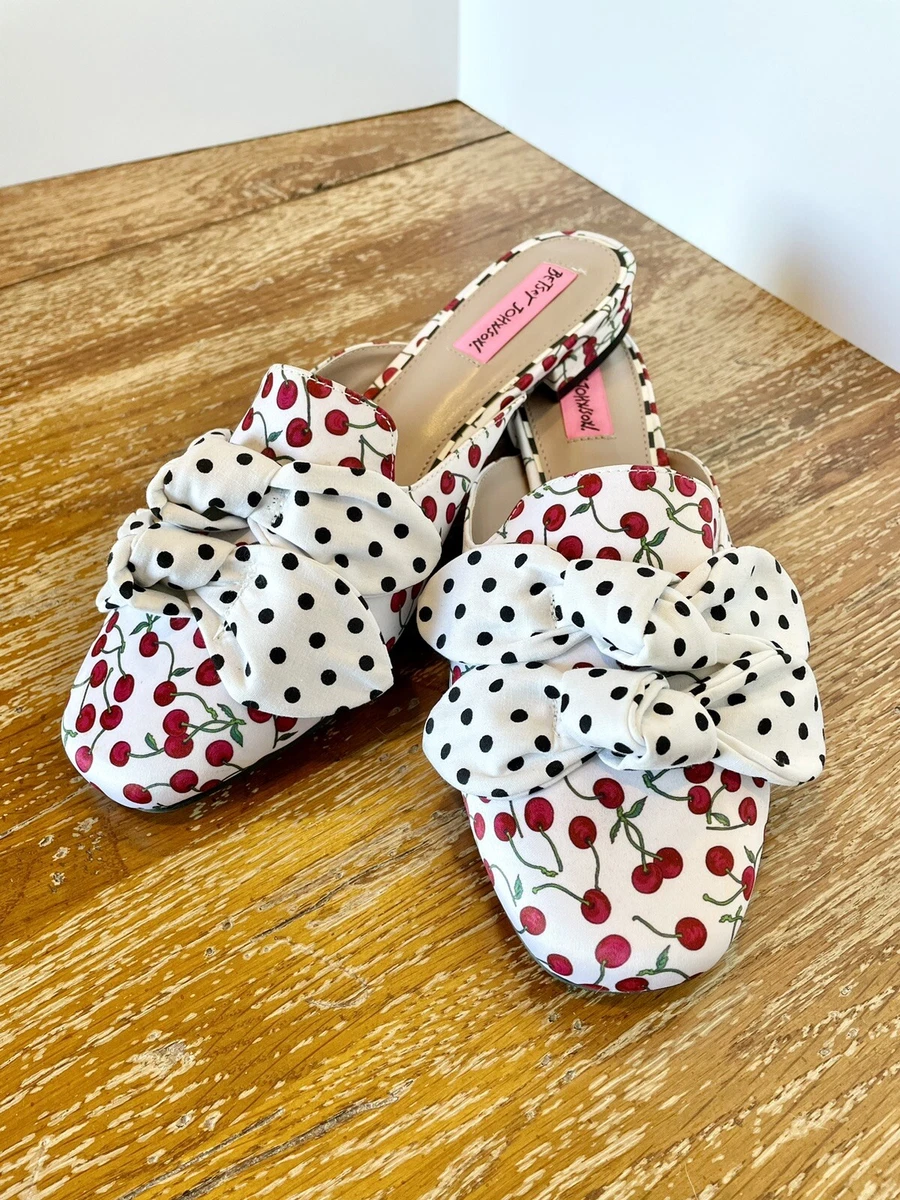 Betsey johnson mules store