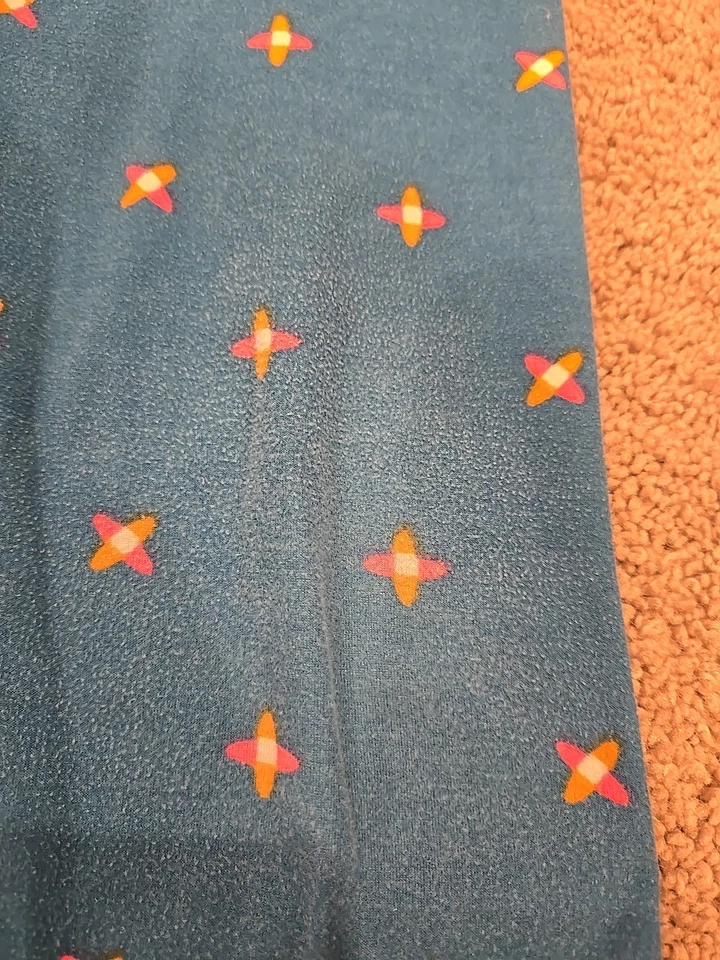 Kids Girls LuLaRoe Leggings Teal With Stars Size L/XL - Image 3 of 4