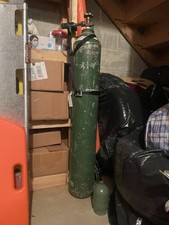 Large Ambulance Main Oxygen Cylinder Tank with Regulator &ndash; Used , Needs Test
