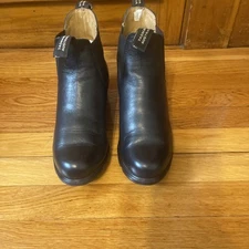Blundstone 1671 Black Leather Heeled Chelsea Boot US Women’s 10 .5