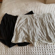 2 Pairs M&S Pull On Elastic Waist Crinkly Shorts Black and White Size 18