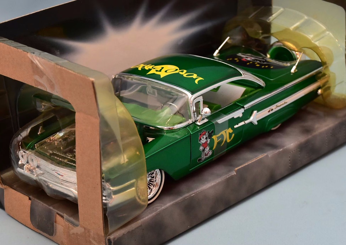 Jada Toys 1/24 Scale FELIX THE CAT 1960 CHEVROLET IMPALA Lowrider 