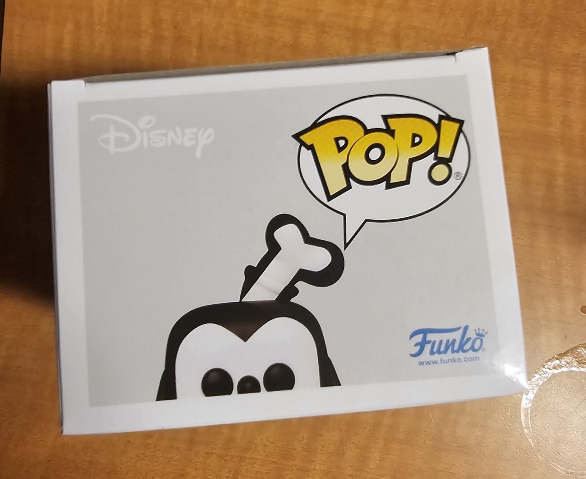 Funko Pop: Disney Goofy #1221 Entertainment Earth Exclusive Vinyl