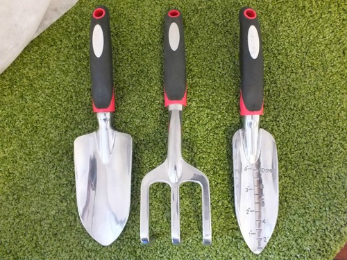 Garden Tool Set  3 Piece ( Trowel, Cultivator & Transplanting Trowel) - Picture 1 of 12