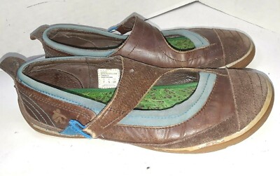 cushe manuka sandals