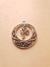 Großer Glücksanhänger mit Kleeblatt ♥ Keltischer Schmuck ♥ Gothic Irland Charms