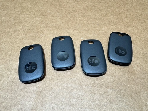 [4-PACK] TILE PRO (BLACK) 2022 BLUETOOTH TRACKER FINDER - [RE-43001 / RE-43004]