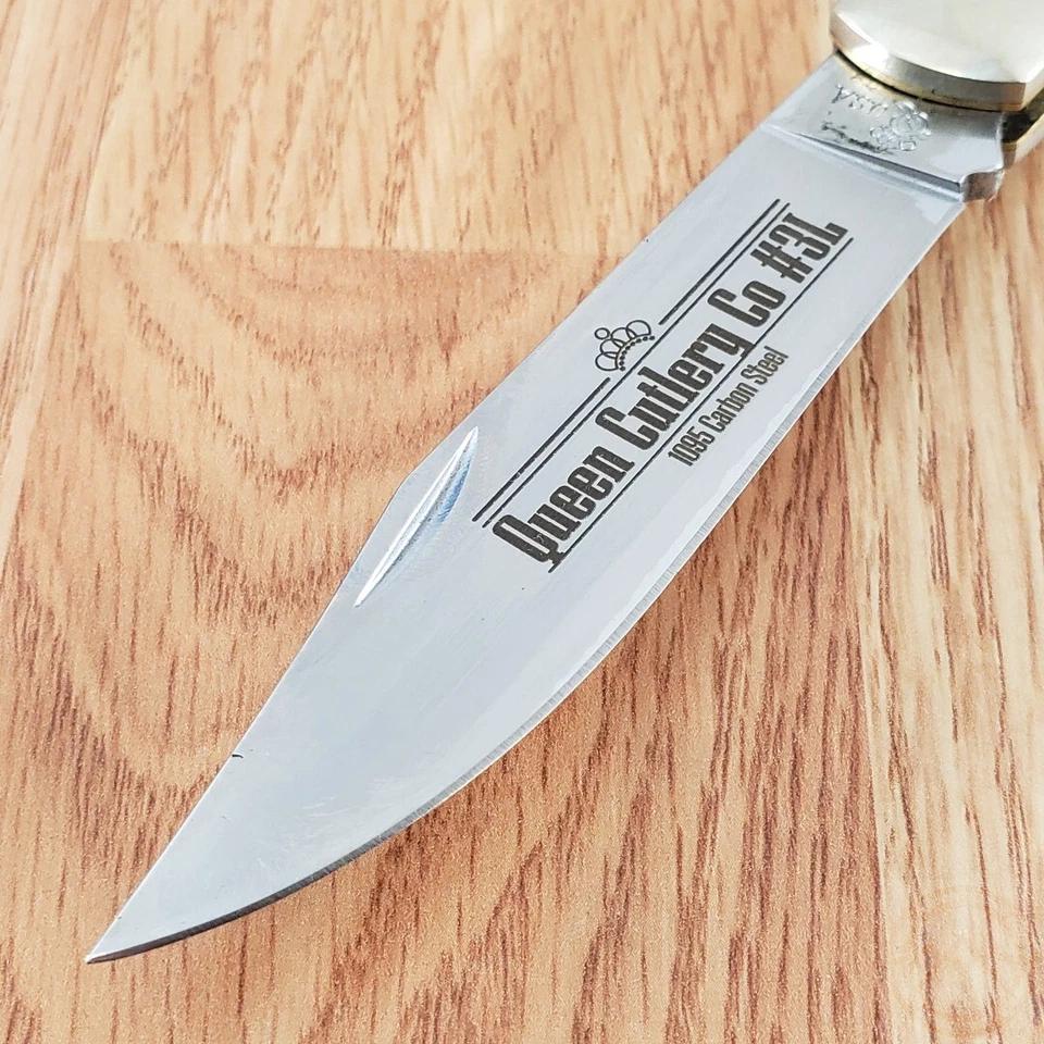 Cuchillo Plegable Queen Satinado 1095HC Acero Clip Punta Hoja Quemado Ciervo Cuerno Mango Foto 3 de 4