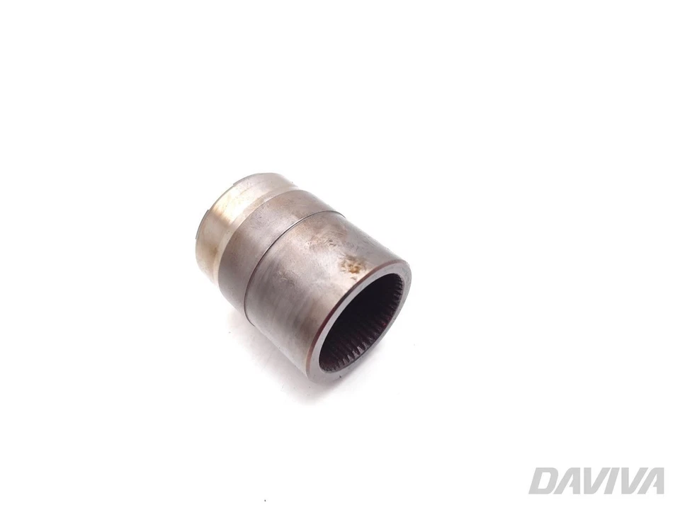 Land Rover Discovery Angle Gear Coupling Sleeve 2018 SUV TD4 4x4 - Image 2 of 4