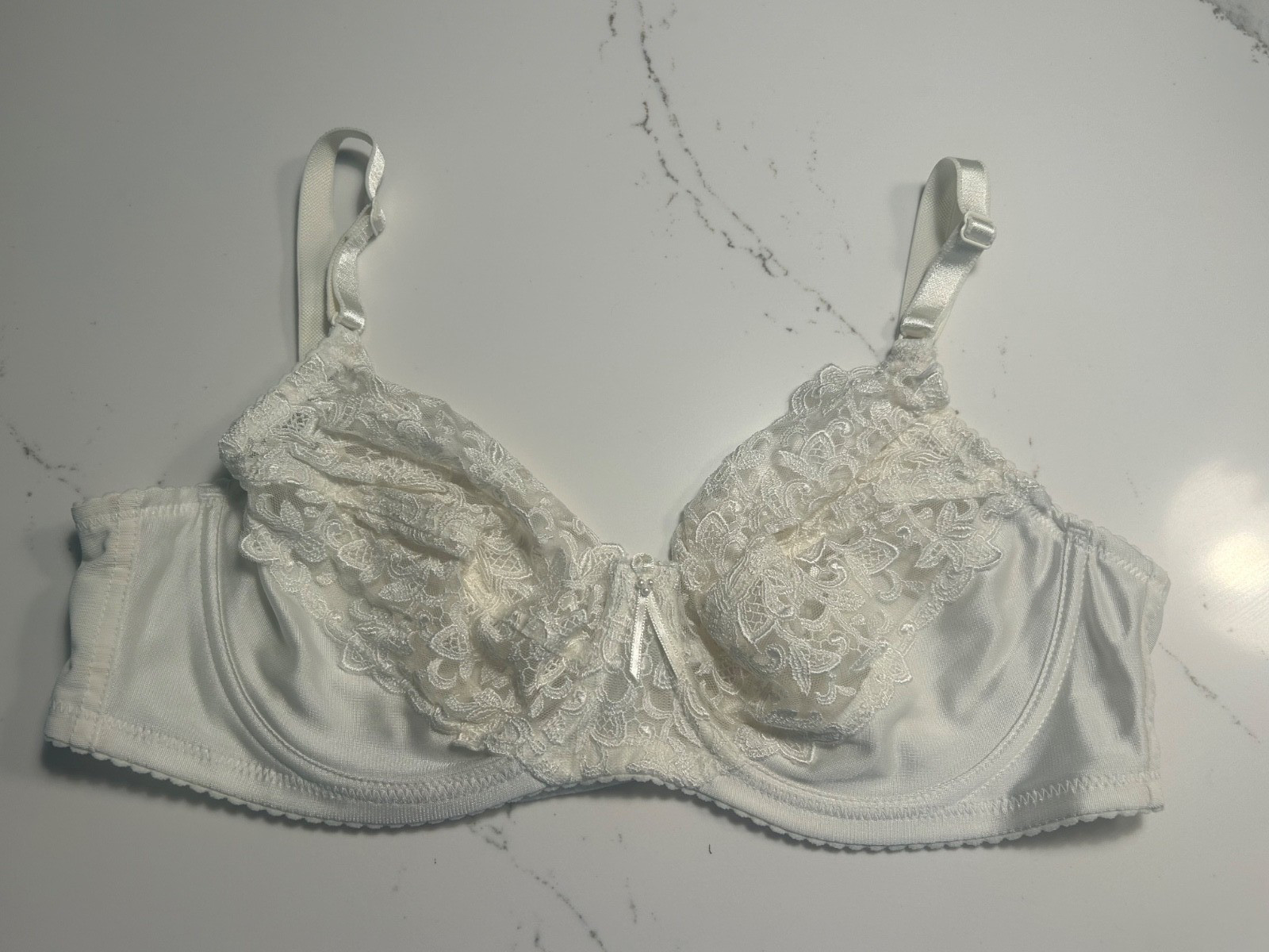 Wacoal 85109 Lace Sheer  Bra Ivory 36C  Discontinue Style