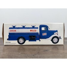 WILCO Toy Truck Bank Gasoline Tanker 1986 Hong Kong Box
