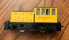 Vintage  HO Train Union Pacific 850 Yard Switcher Tested Made In Yugoslavia