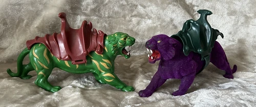 Vintage MOTU He-Man Battle Cat & Panthor Figure Lot w Saddles
