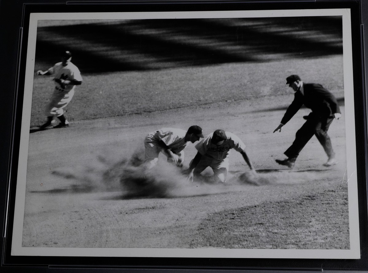 1947 Rookie Jackie Robinson 1st World Series Game Photo PSA TYPE 2