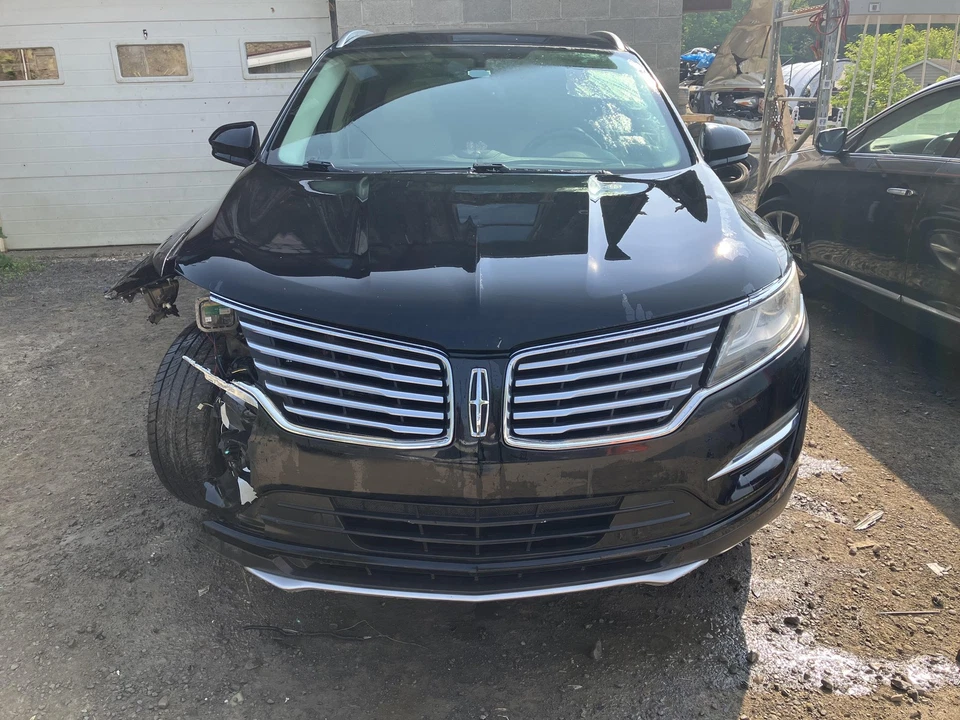 17 LINCOLN MKC Rear Bumper Reinforcement (REBAR ONLY) Foto 2 de 4